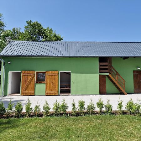 Hajenka Villa Trebivlice Bagian luar foto