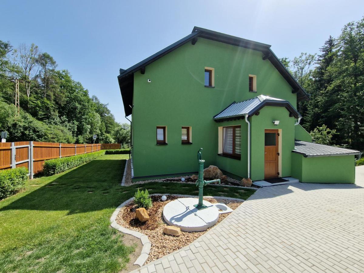 Hajenka Villa Trebivlice Bagian luar foto
