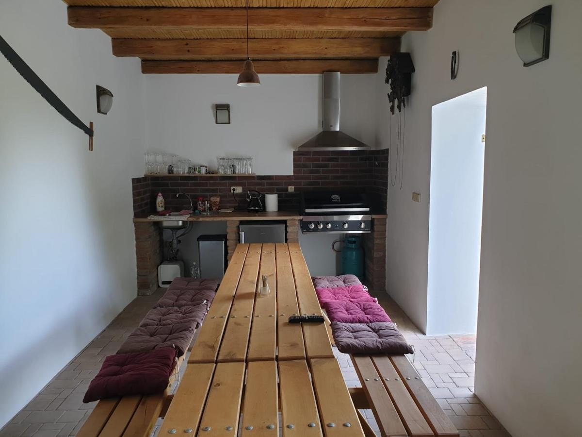 Hajenka Villa Trebivlice Bagian luar foto